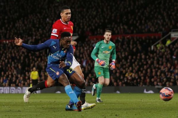 Manchester United 1-2 Arsenal: Danny Welbeck dumps Red Devils out of the FA Cup with winner